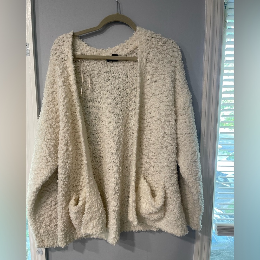 Forever 21 Cream Textured Cardigan